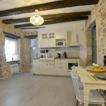 Nikolas Est 1773 Villa Ano Korakiana